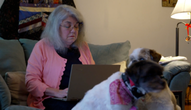 66-year-old still works 11-hour days with zero savings. Here’s how you can avoid this fate