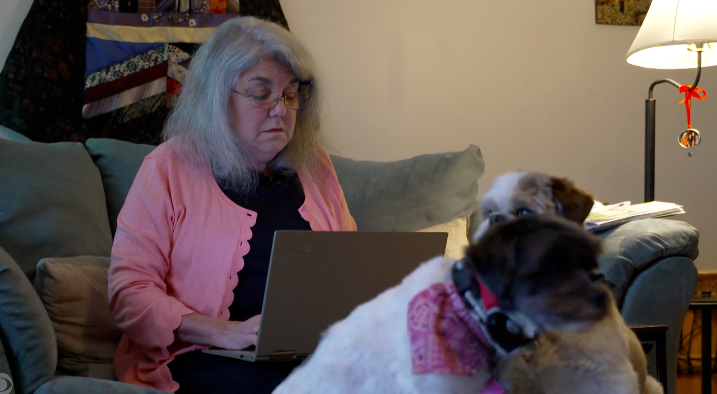 66-year-old still works 11-hour days with zero savings. Here’s how you can avoid this fate