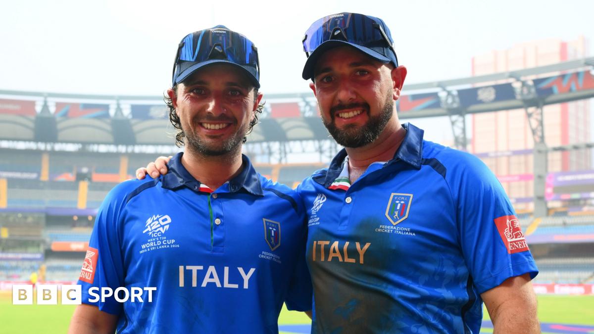 Italy's Justin (left) and Anthony (right) Mosca at the T20 World Cup
