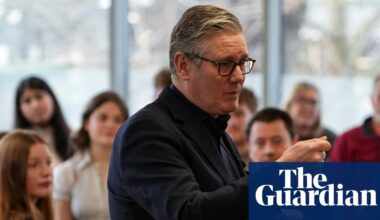 What social media restrictions has Keir Starmer announced? | Social media