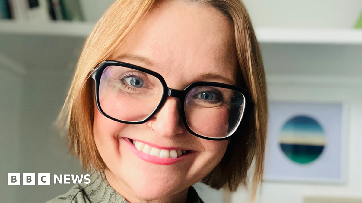 A composite image of the front pages of the Sunday Times and the Observer on 8 February 2026