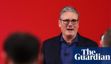 No 10 defies calls to sack Morgan McSweeney over Mandelson appointment | Keir Starmer