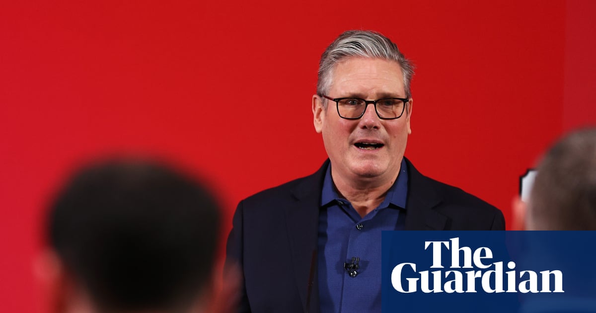 No 10 defies calls to sack Morgan McSweeney over Mandelson appointment | Keir Starmer