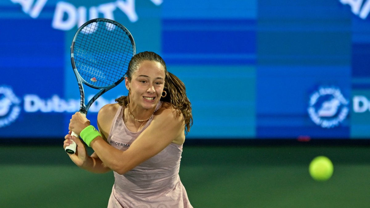 Türkiye's Zeynep Sönmez beats Ann Li to reach Merida Open quarters