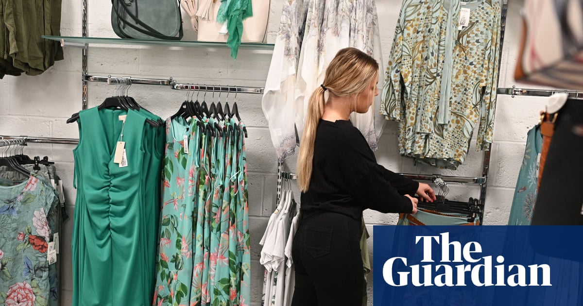 Ministers may slow youth minimum wage rise amid UK unemployment fears | Minimum wage