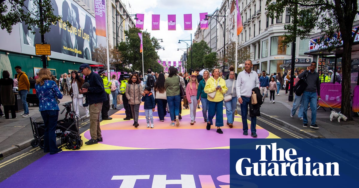 Plan to pedestrianise London’s Oxford Street given official go-ahead | London