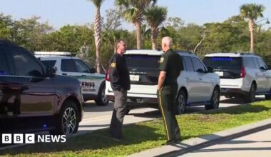 Live updates: Secret Service shoot armed man at Trump's Mar-a-Lago