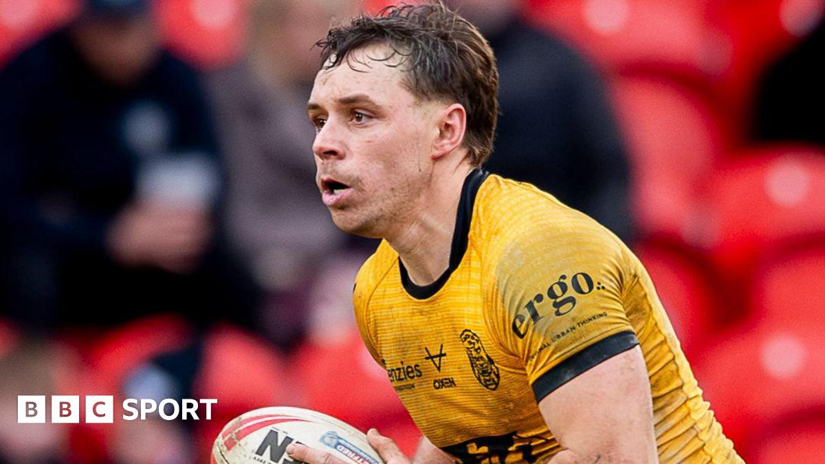 Blake Taaffe in action for Castleford Tigers