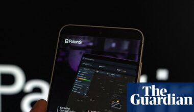 ‘It’s not Robocop’: UK police embrace AI ‘efficiency’ in complex investigations | Police