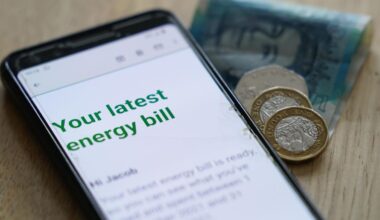 Household energy bills predicted to fall by 7% in April