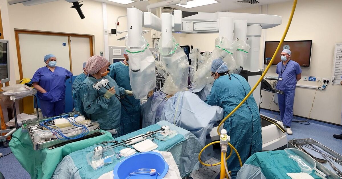 AI-powered robotic surgery allows patients home in hours. | UK | News