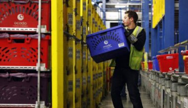 Major supermarket group planning redundancies with as many as 1,000 jobs at risk | Personal Finance | Finance