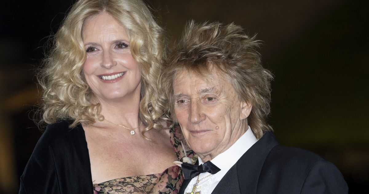 Penny Lancaster hints at plans to quit UK in emotional Rod Stewart admission | Celebrity News | Showbiz & TV