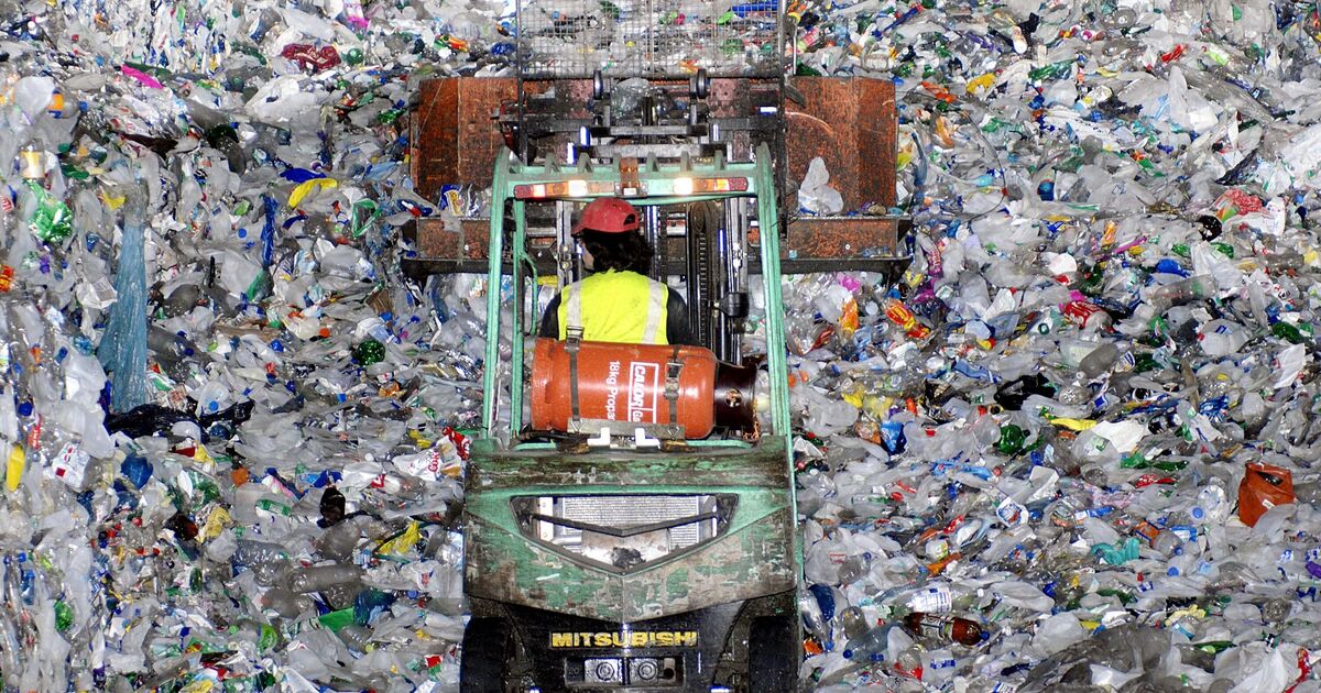 Every English home forced to recycle this everyday waste from April | UK | News