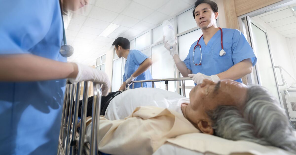 Urgent warning issued as NHS hit by ‘second surge’ of virus outbreak - Daily Express