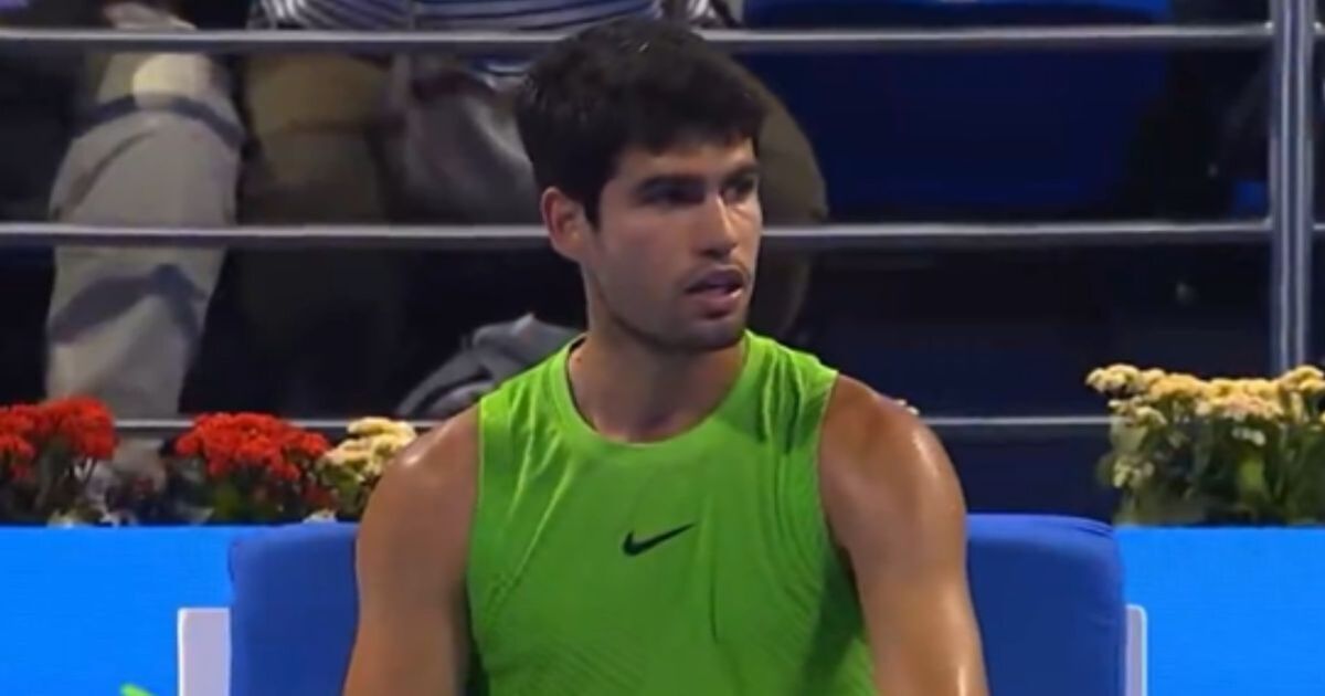 Carlos Alcaraz blasts 'absurd' rules after clashing with umpire in sweary rant | Tennis | Sport