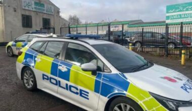 Smethwick stabbing: Teen dies outside mosque | UK | News