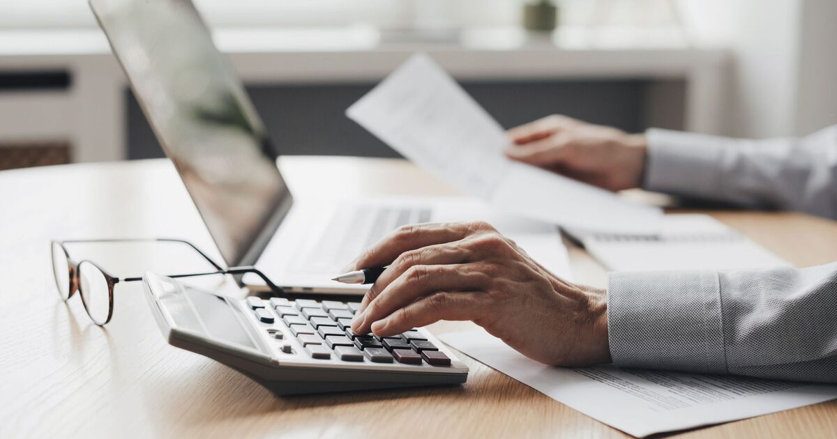 Giant UK lender plunges into administration - £138m debt | UK | News