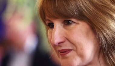 Rachel Reeves told 'warning light flashing' as 4k businesses go under | Politics | News