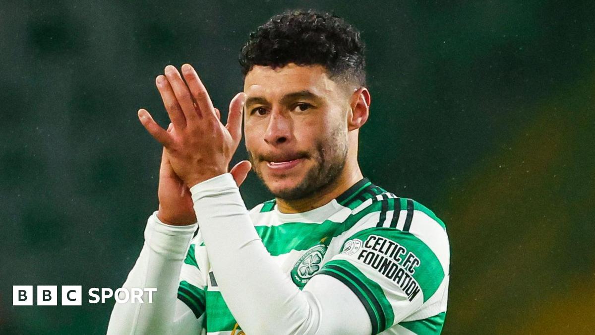 Alex Oxlade-Chamberlain claps Celtic supporters after scoring the winner against Livingston