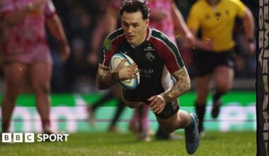 Will Wand dives over the line to score a try for Leicester Tigers