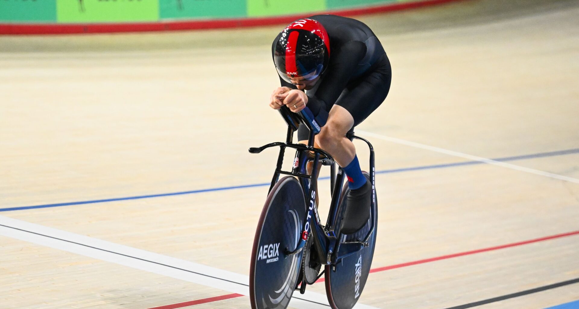 'I'm so surprised, I can't believe it' – Charlie Tanfield downs world champion to win individual pursuit title at British Track Championships