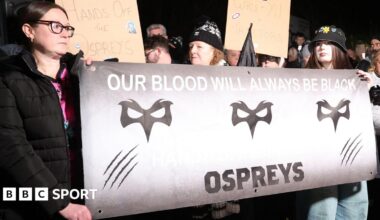 Ospreys fans have protested against the proposed bid by their owners to buy Cardiff from the Welsh Rugby Union (WRU)