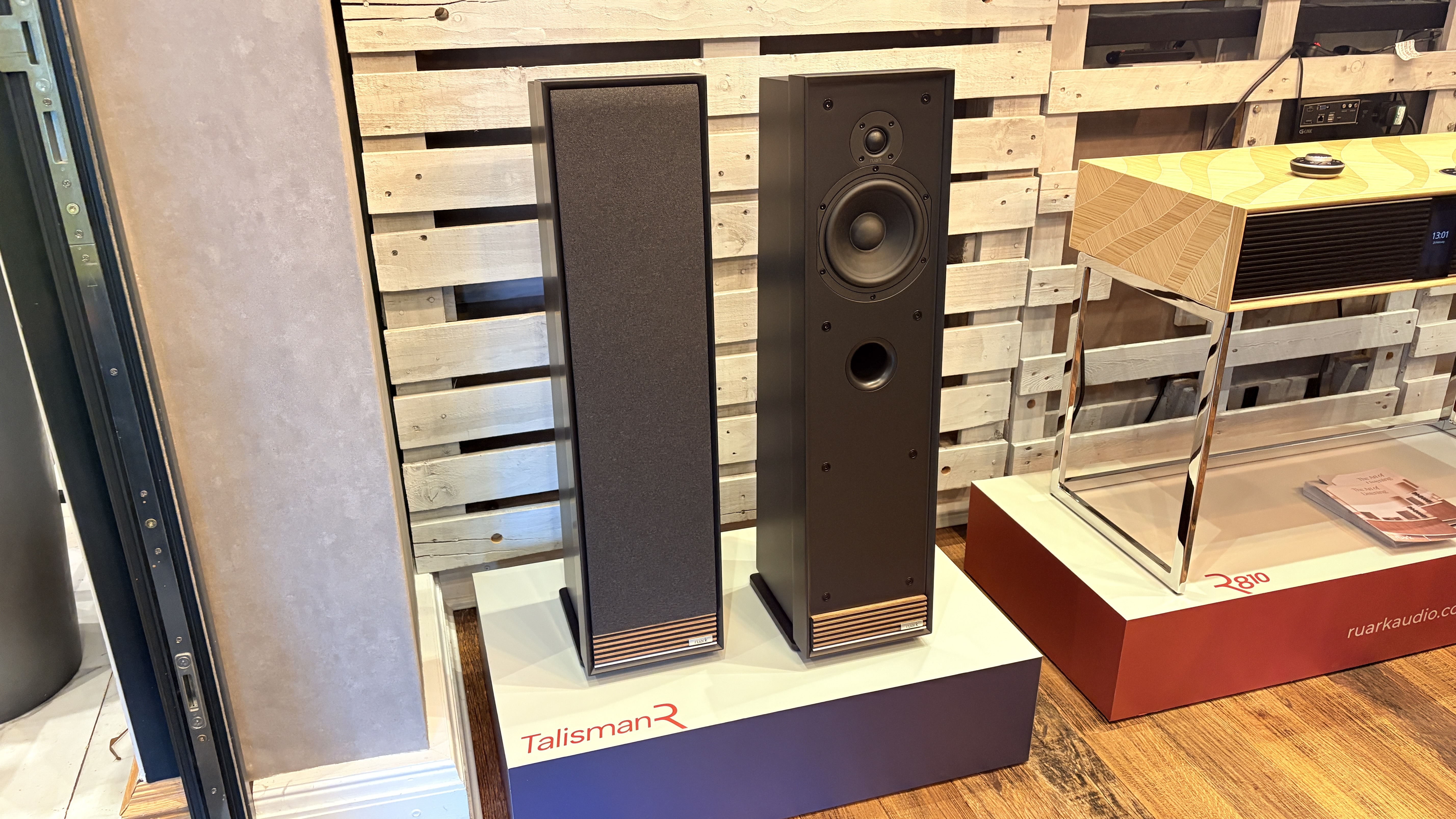 Ruark Talisman-R floorstanders