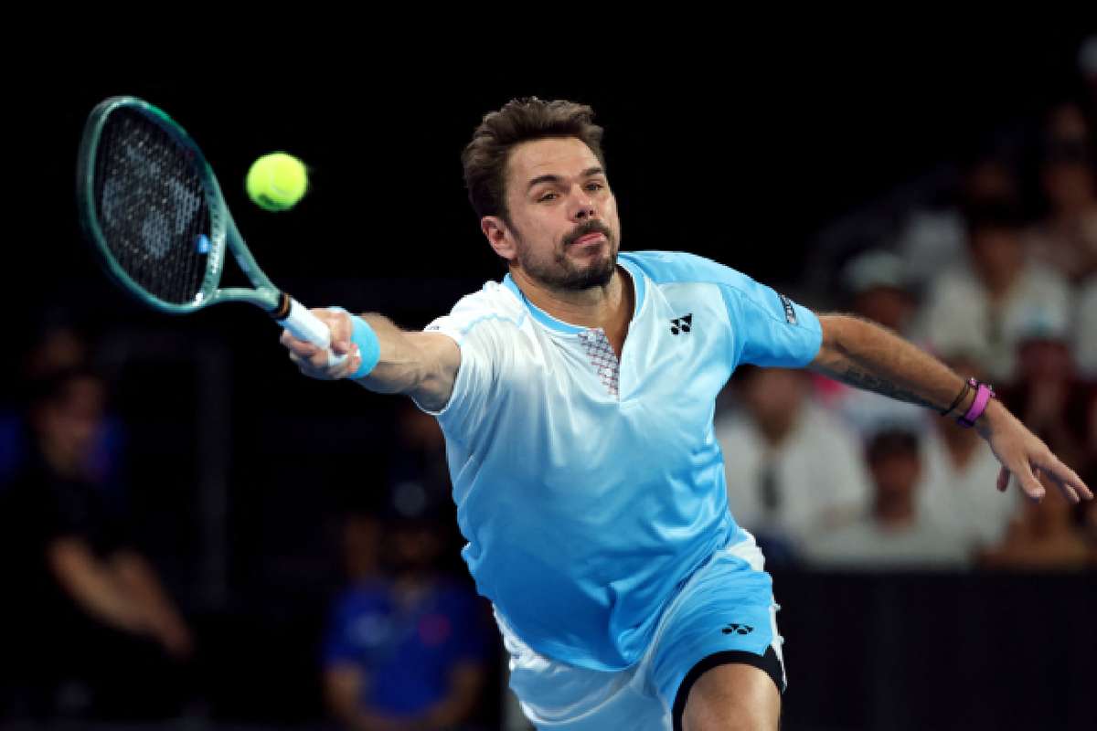 Veteran Stan Wawrinka shrugs off age gap to beat teenager Thijs Boogaard in Rotterdam