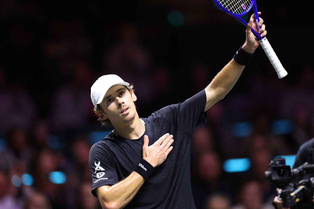 De Minaur downs Auger-Aliassime to win Rotterdam Open