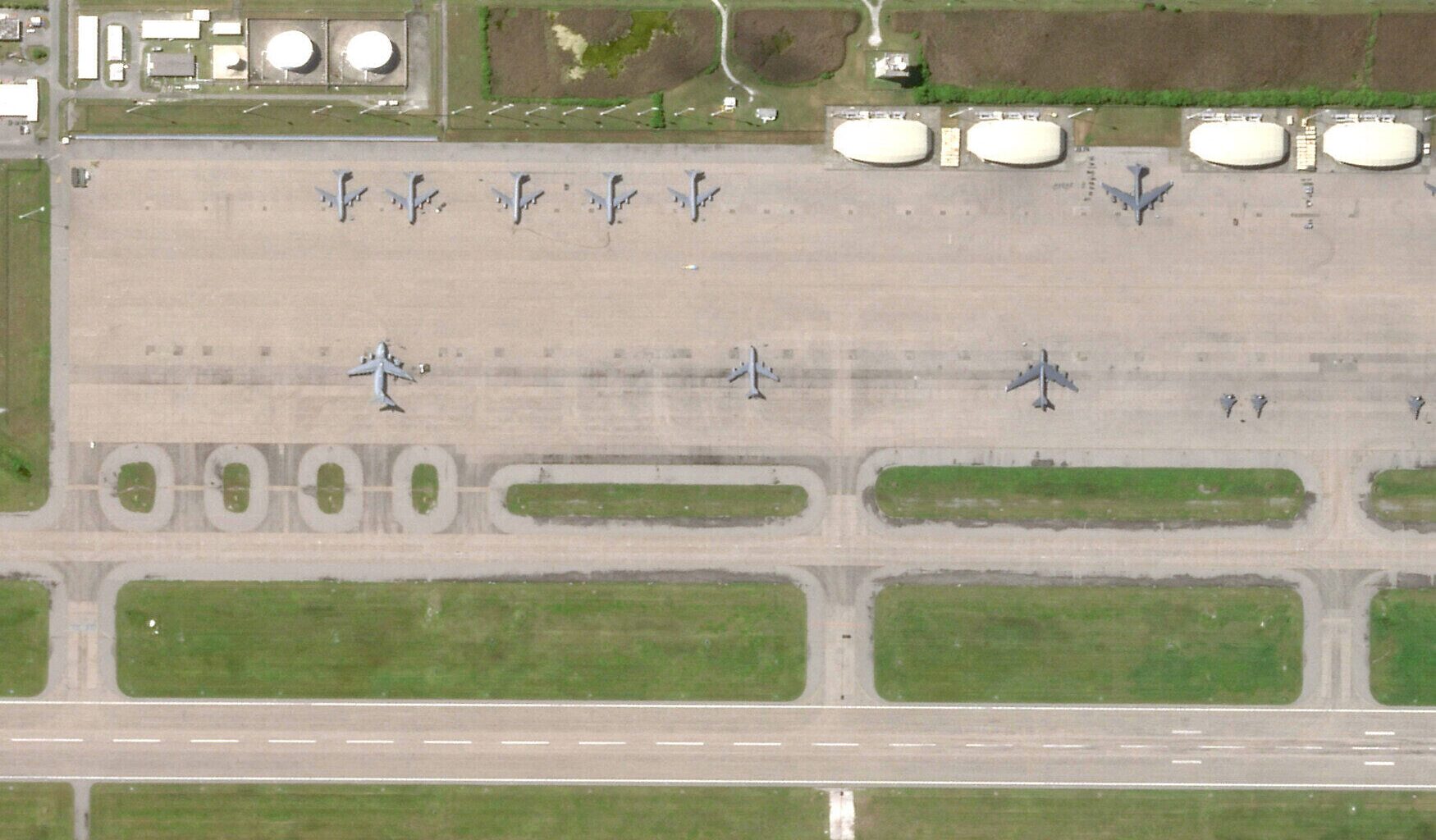 Starmer said unwilling to grant US permission to use UK military bases for Iran strike