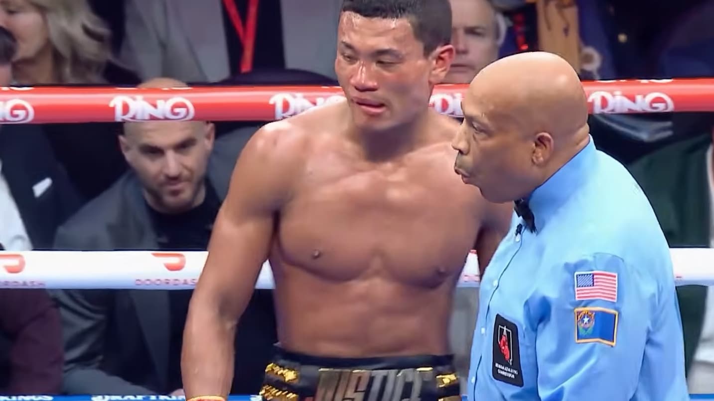 Image: Gary Antuanne Russell Retains WBA Title Over Andy Hiraoka Amid Boos