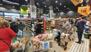 Consumer price index falls; inflation at lowest in nearly 5 years as housing prices r