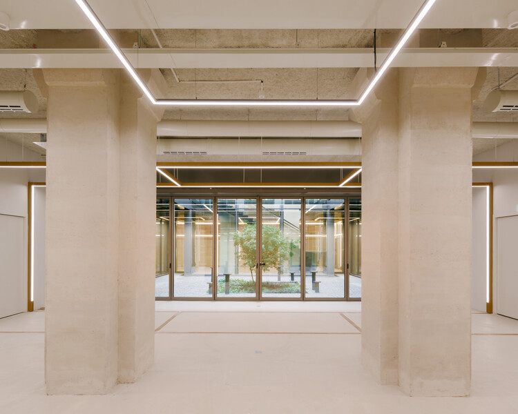 Sentier Offices / COVE Architectes + CALQ Architecture - Image 1 of 30