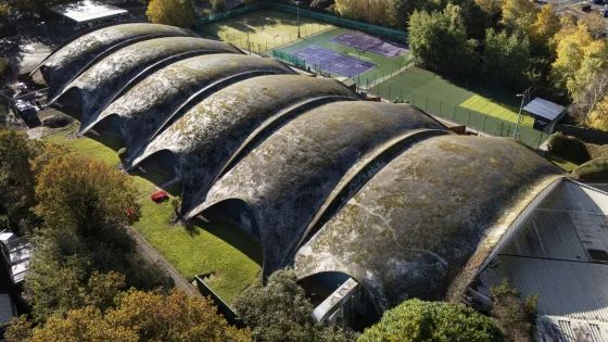 Heinz Isler’s ‘masterpiece’ concrete shell Norwich sports centre is listed