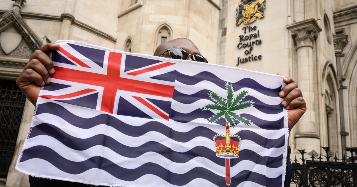 UK to ‘pause for thought’ on Chagos Islands deal after Trump blast – POLITICO