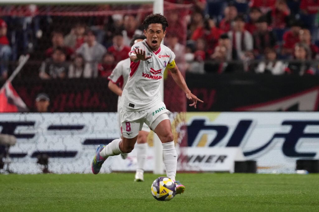 Urawa Red Diamonds v Cerezo Osaka - J.LEAGUE MEIJI YASUDA J1