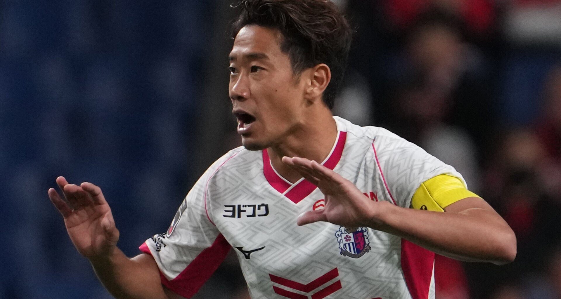 Shinji Kagawa makes first appearance in historic J1 100 Year Vision League