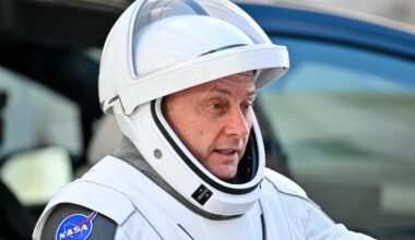 Mike Fincke: Astronaut who had to be evacuated from space station named as he applauds his surgeons and crew mates