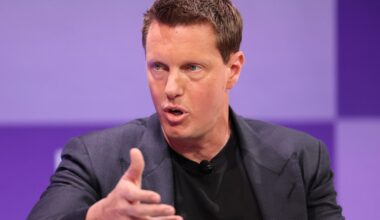 Paramount Sweetens Offer For Warner Bros. Discovery