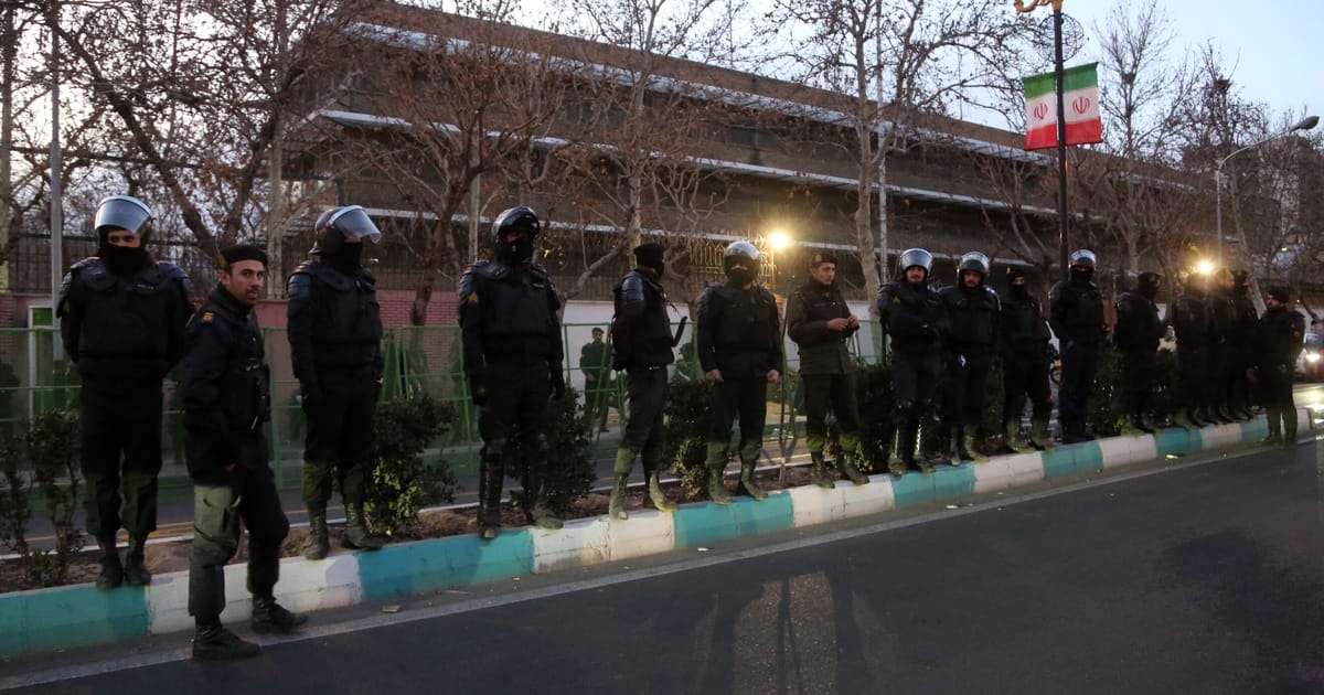 UK diplomatic staff withdrawn from Iran as US considers strike – POLITICO