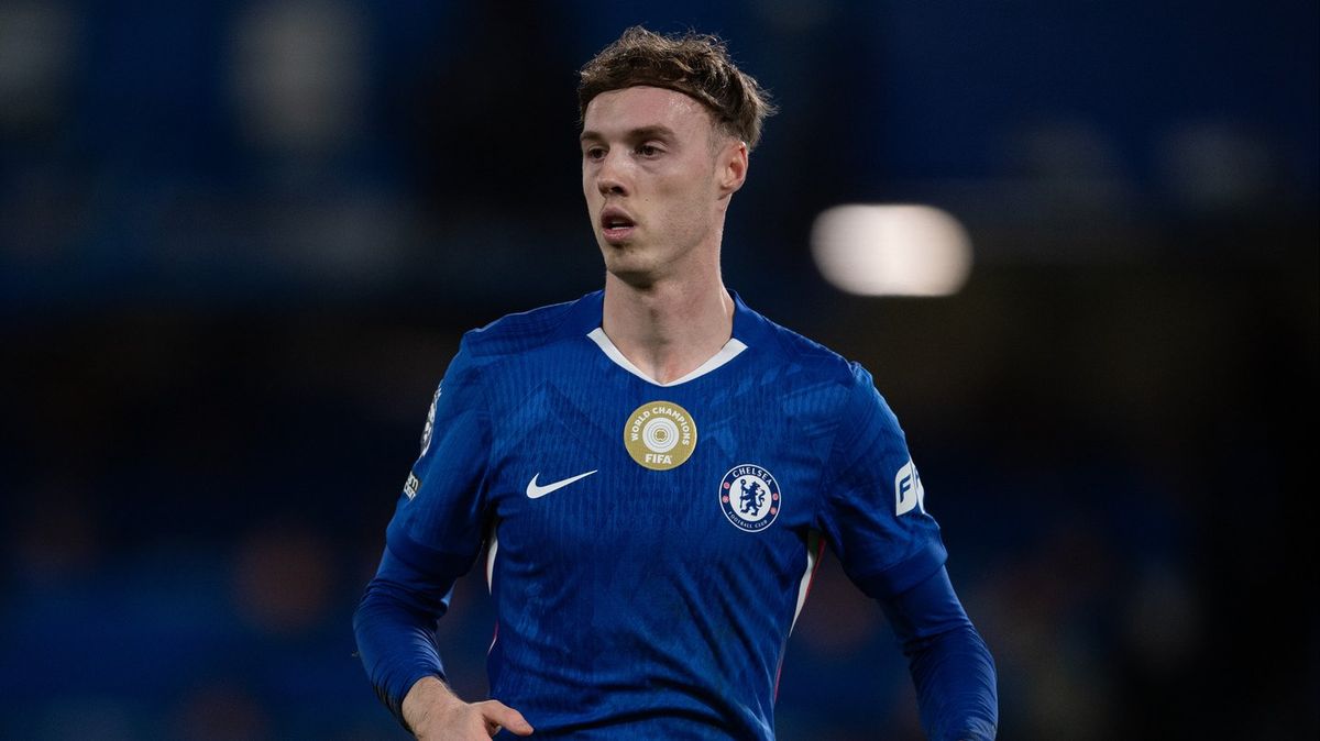 Cole Palmer's friend drops Man Utd transfer bombshell on Instagram