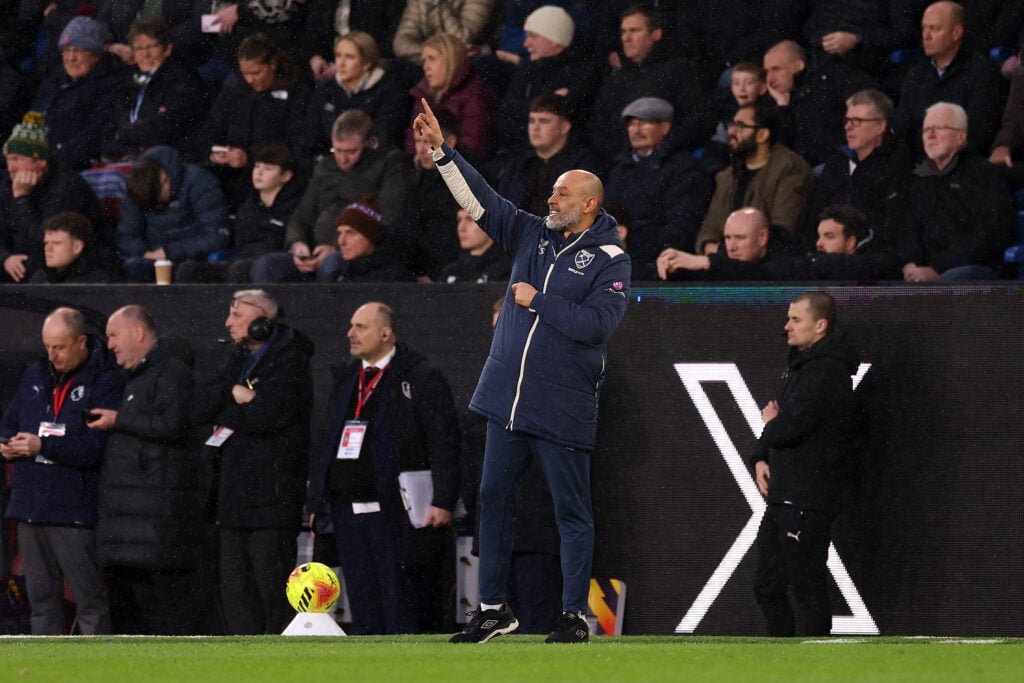 Nuno Espirito Santo on the touchline during Burnley vs West Ham.
