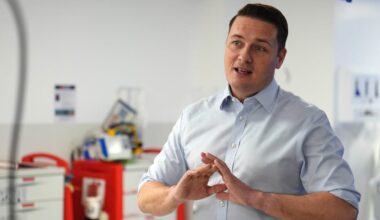 Wes Streeting opens up Covid-19 data trove – POLITICO