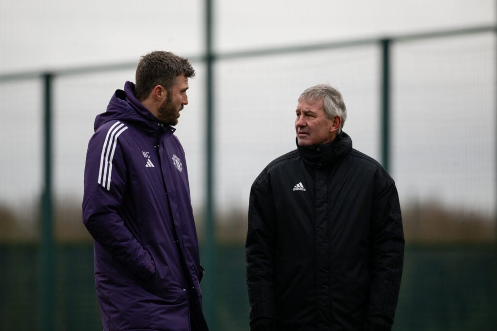 Michael Carrick and Bryan Robson in Manchester United Training Session