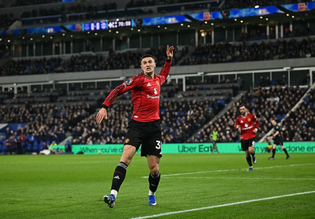 Benjamin Sesko celebrates against Everton