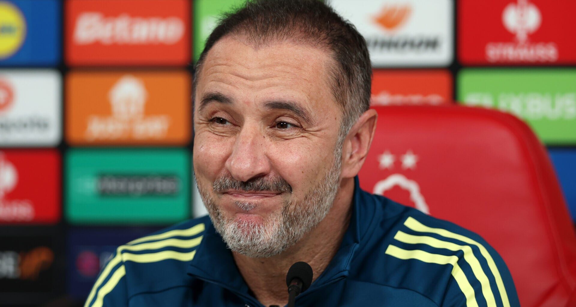 Vitor Pereira addresses speculation over Elliot Anderson and Morgan Gibbs-White amid Man Utd interest