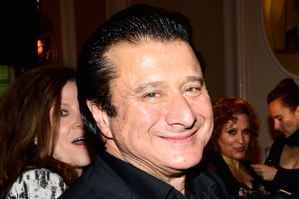 Steve Perry debunks rumors of rejoining Journey