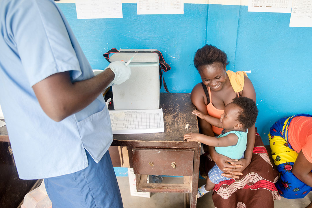 A child receives routine immunisation at Boegeezay Health Center in Rivercess County, Liberia. Credit: Last Mile Health