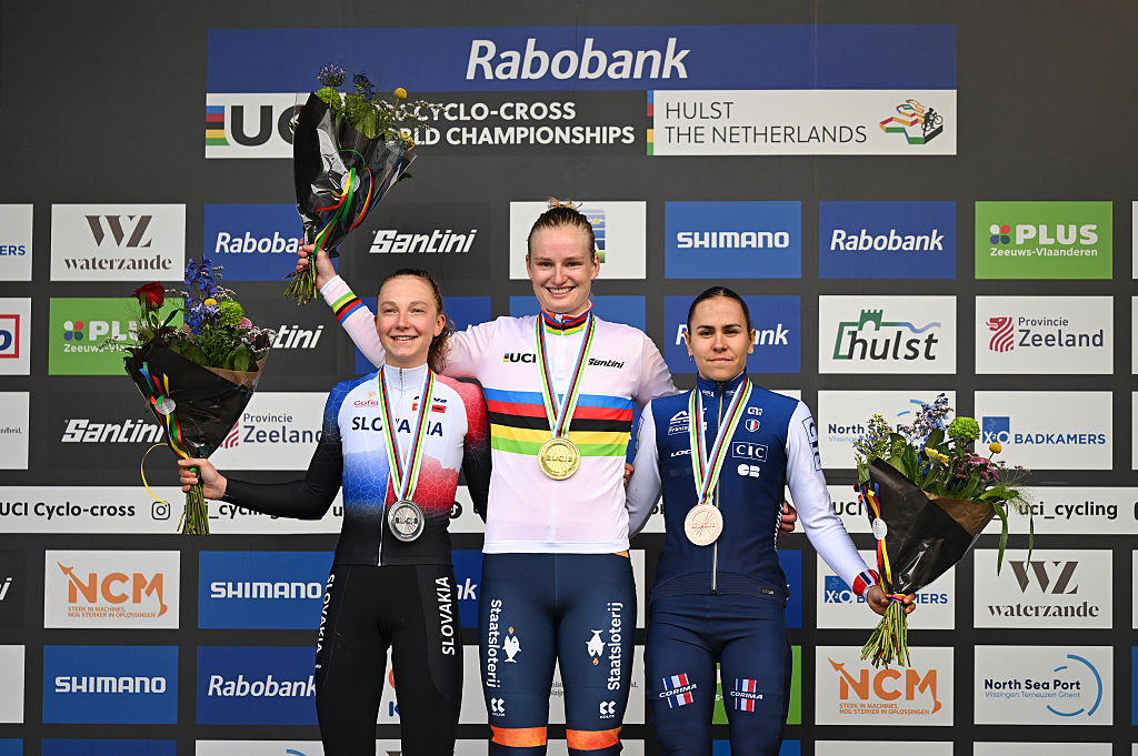 HULST, NETHERLANDS - FEBRUARY 01: Gold medalist Leonie Bentveld of Netherlands (C), Silver medalist Viktoria Chladonova of Slovakia (L) and Bronze medalist Celia Gery of France (R) pose on the podium during the 77th UCI Cyclo-Cross World Championships 2026 - Women&amp;apos;s U23 / #UCIWWT / on February 01, 2026 in Hulst, Netherlands. (Photo by Luc Claessen/Getty Images)